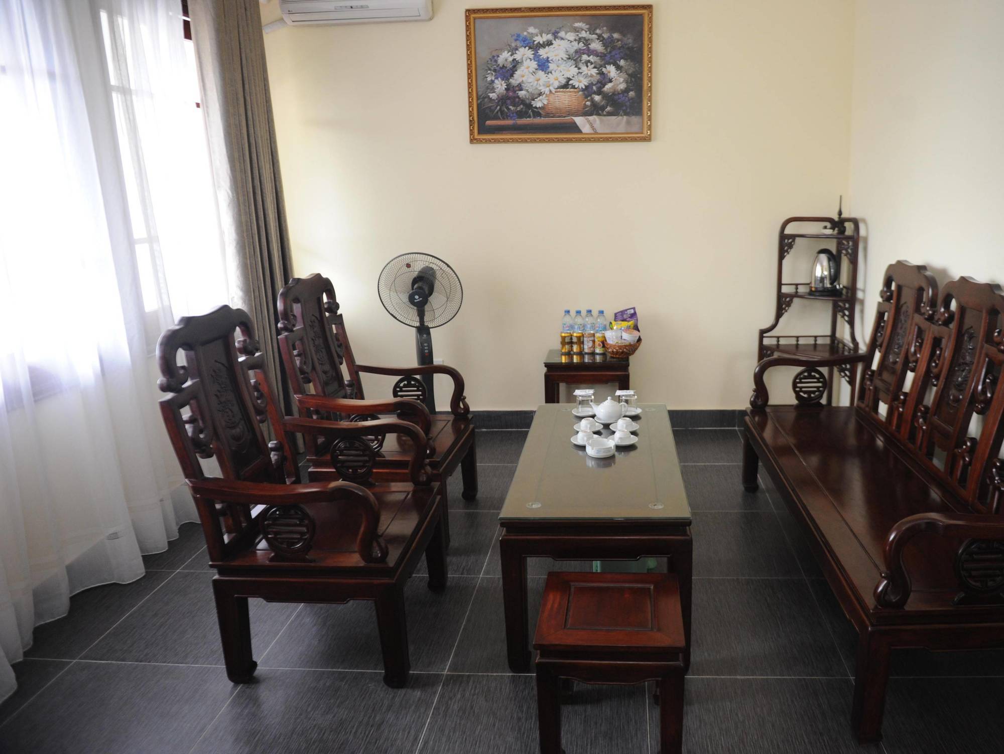 האי פונג Hoa Phuong Hotel מראה חיצוני תמונה